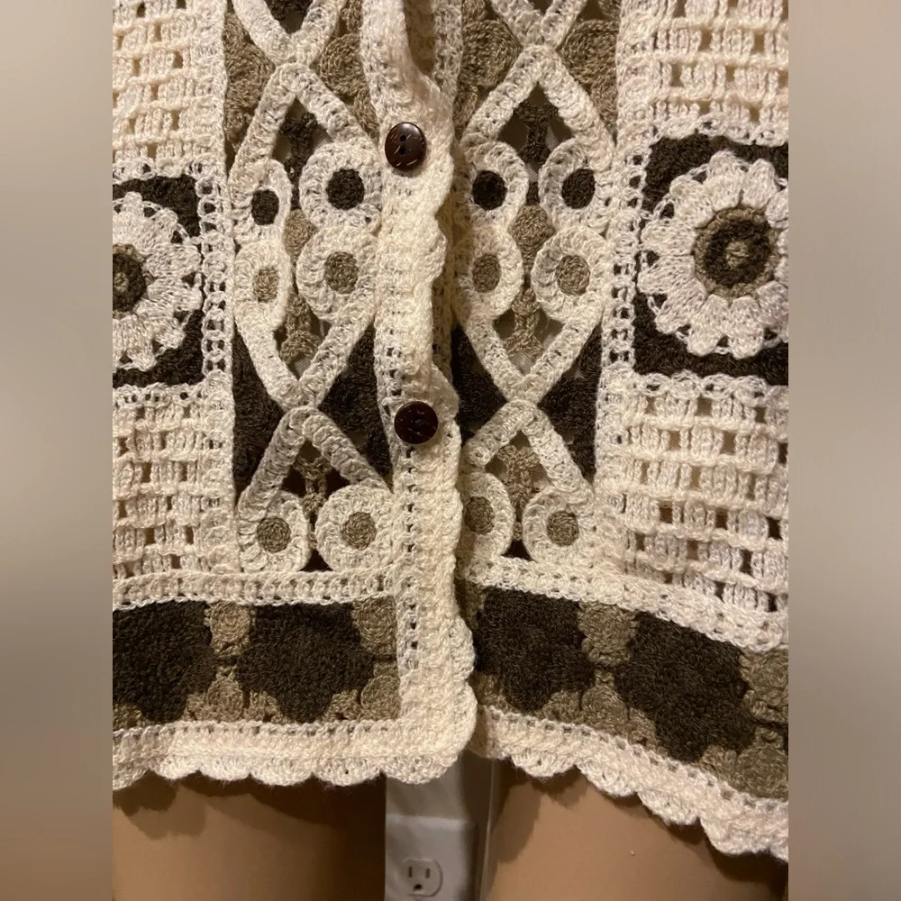 BNWT  Brown & White Cream Crochet Dress/Tunic. - Picture 6 of 6
